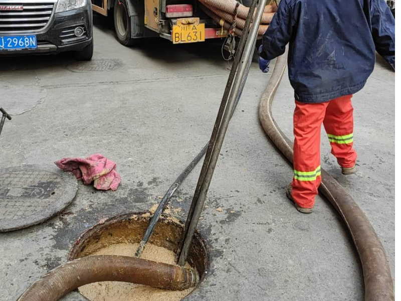 建邺奥体管道疏通 管道清淤 管道修复24小时服务